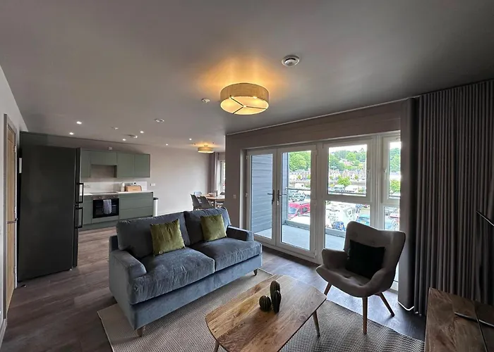 Harbourside Apartment No 2
