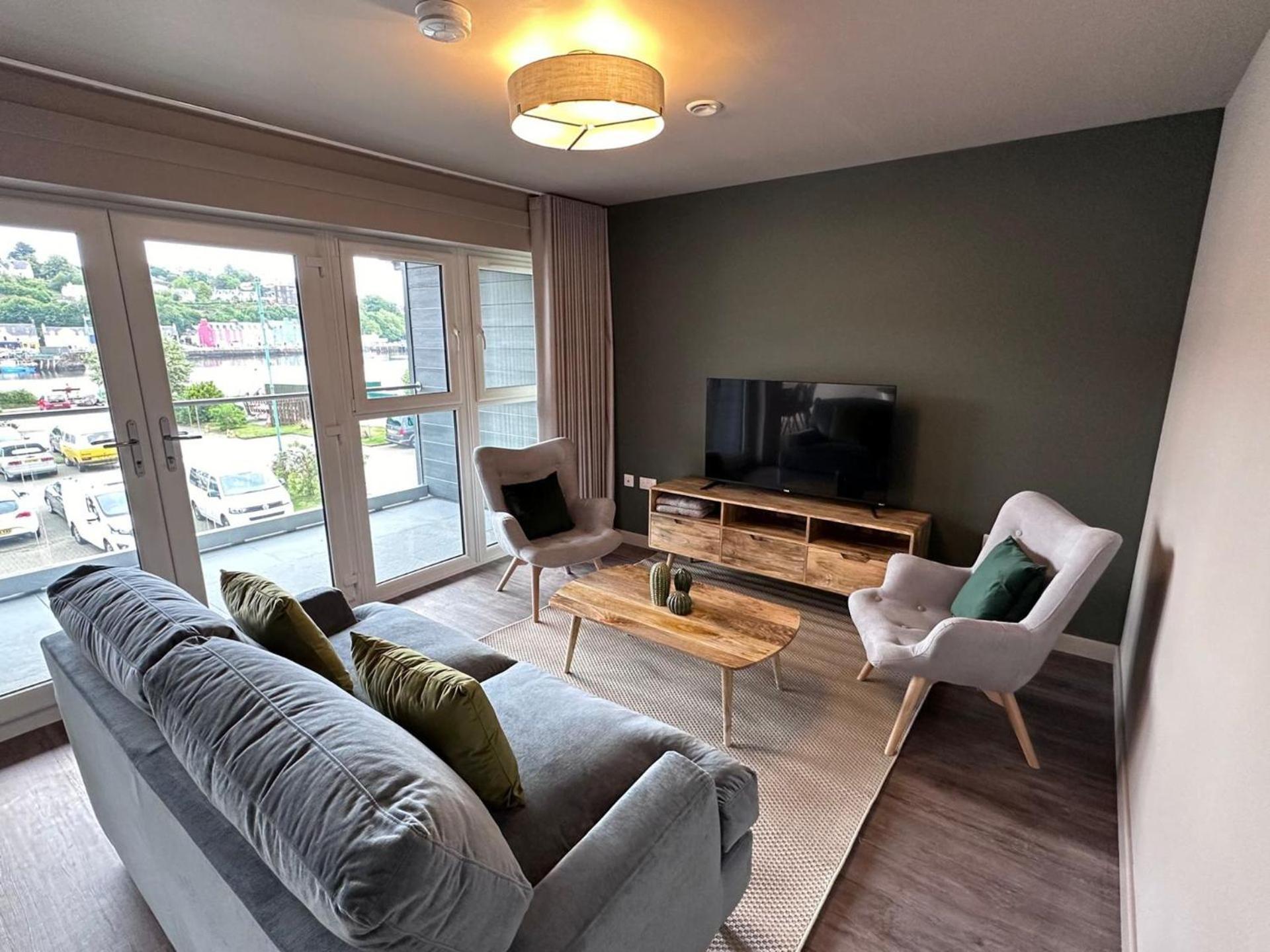 Harbourside No 2 Holiday home *